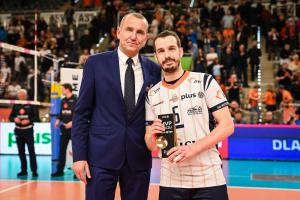 (Miniature) Etranger : Toniutti MVP 
